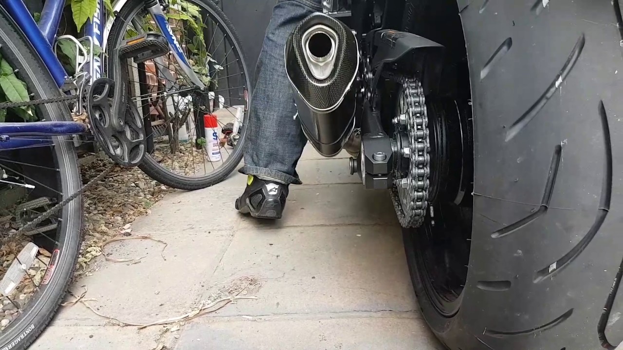 LSL rear paddock stand bobbins on 2017 kawasaki z1000sx performance