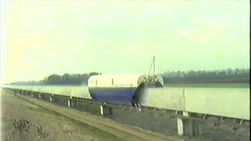Hovertrain Earith Cambridgeshire - Original rare footage - 1973