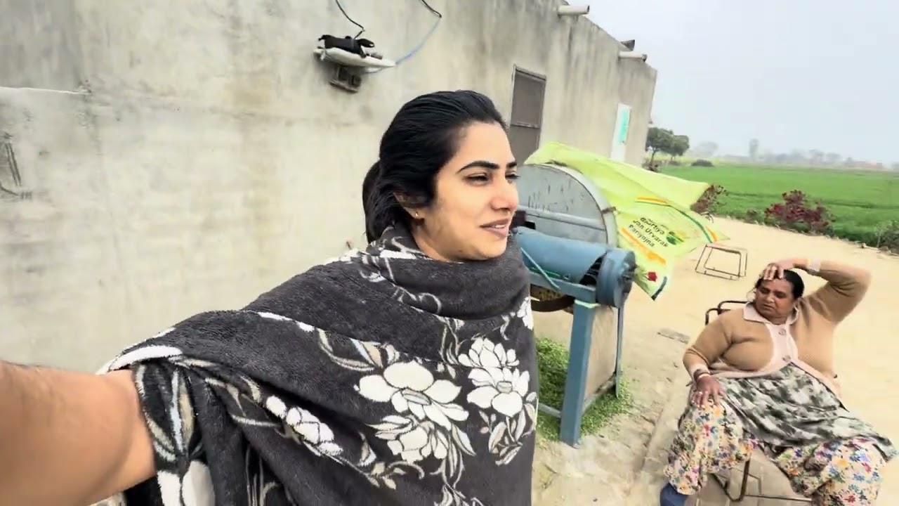 आज घर पर लगाये मिस्त्री 