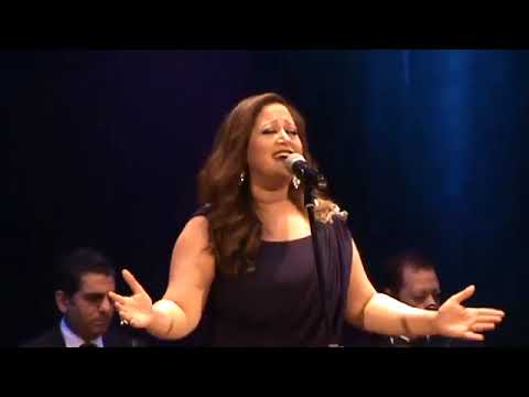 حب ايه غناء الفنانة ريهام عبد الحكيم انت مابينك وبين الحب دنيا حفل اوبرا جامعة مصر 2015