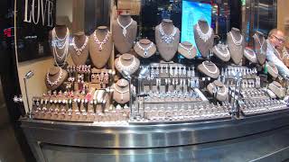 The First 10 Minutes: Marcus Explores The Diamond District | CNBC Prime
