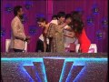 Shahrukh khan greeted madhuri dixit on jhalak dikhhla jaa sets