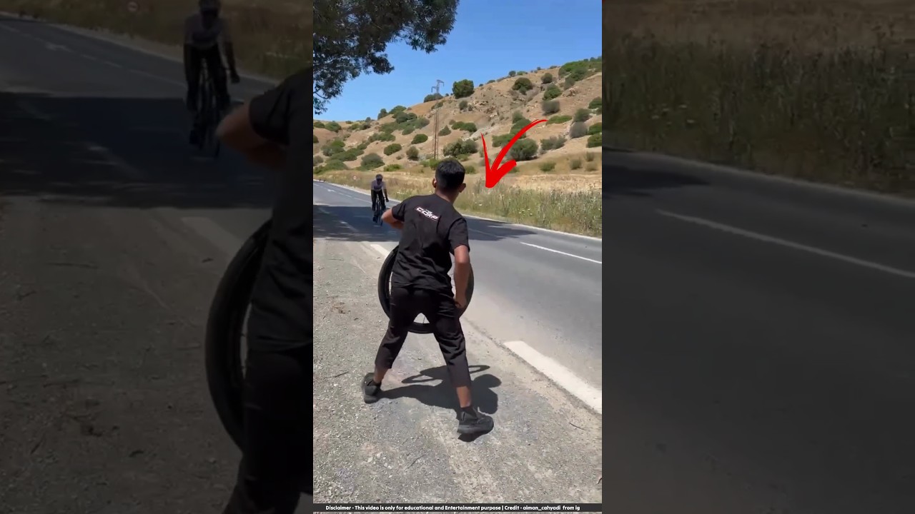 Cycle race tyre changing unique method #shorts