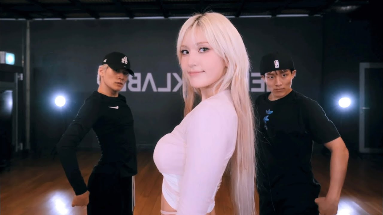 [mirrored] 전소미 (SOMI) Fast Forward (패스트포워드) 안무 거울모드 Dance Practice