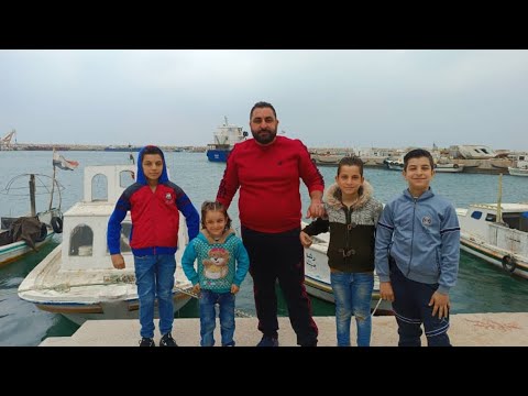 ياطاعنا بالضهر سكينك عليي جلى مقدور أيا غدر إلا الغدر بالضنا