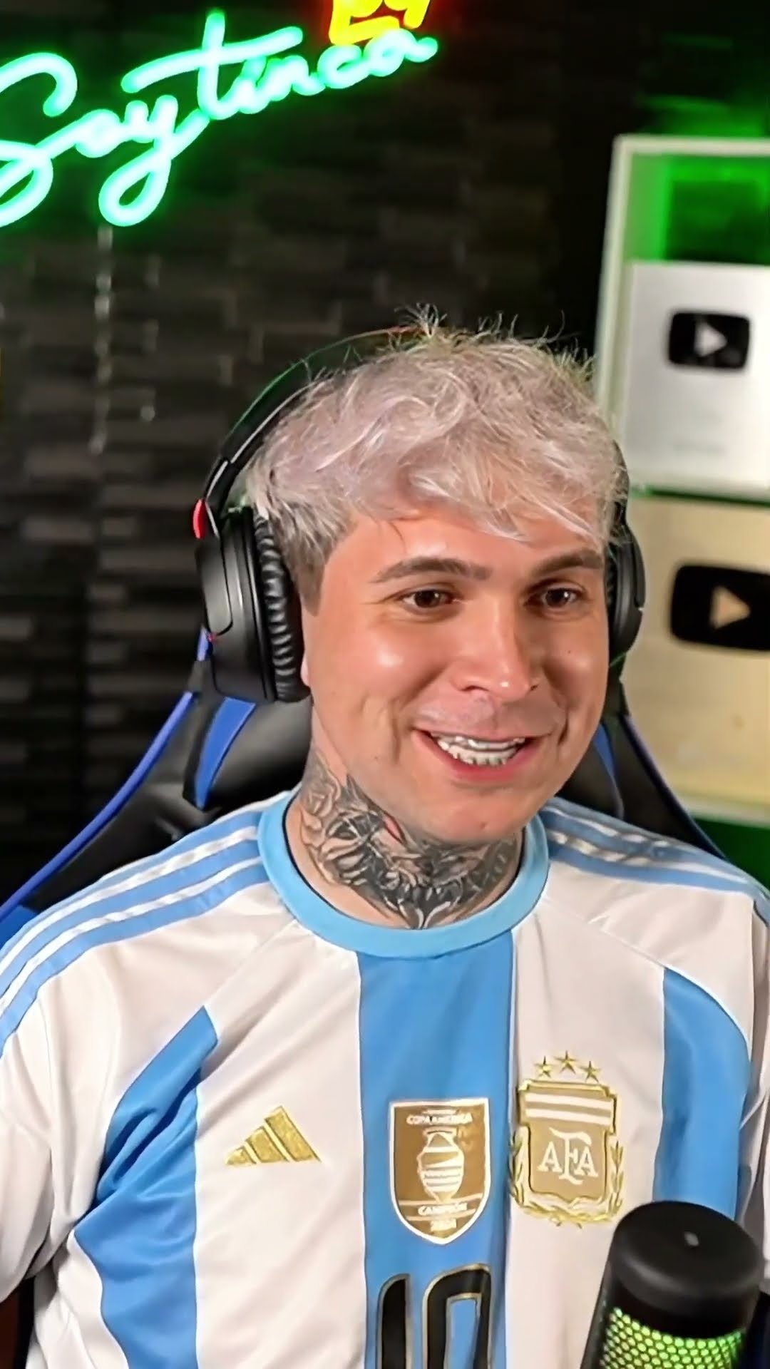 Tinca y donato ponen a llorar a suco en el torneo de garena