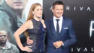 Jeremy Renner & Amy Adams arrive premiere arrival.