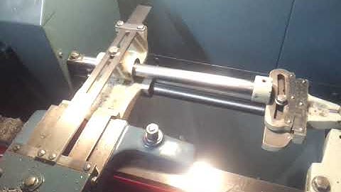 Raglan 5 Taper Turning Attachment. Making a number 2 Morse Taper.
