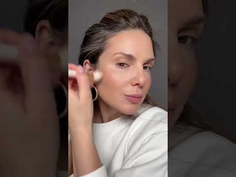 Video: Lancome Color Design Tailored Matte acu ēnas apskats