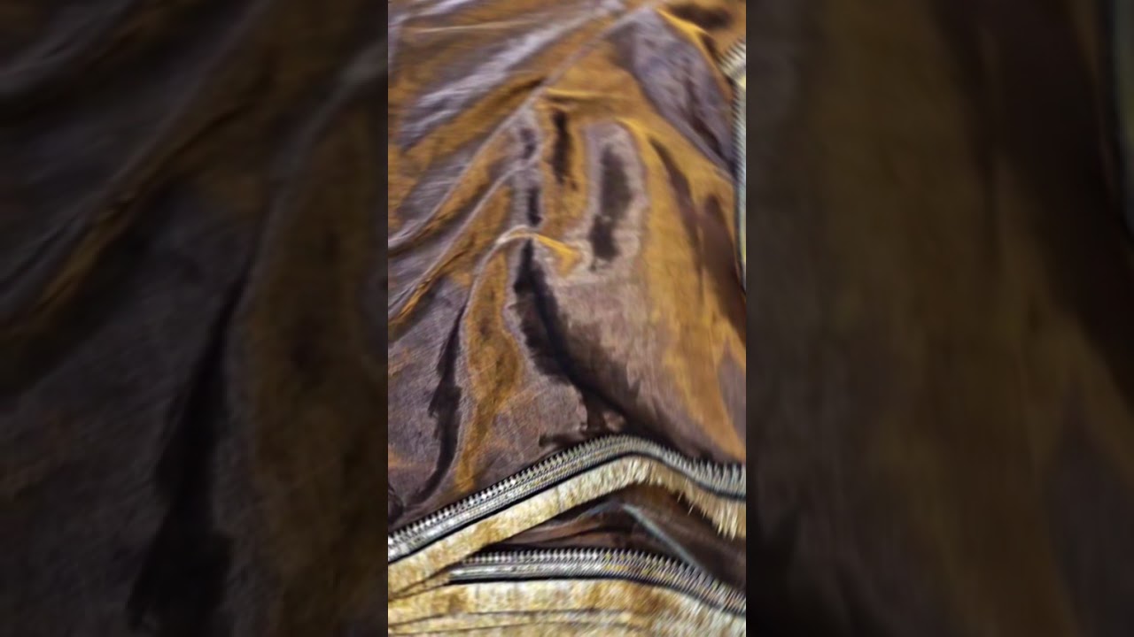 shine your festive with metallic tissue from Bahaare 