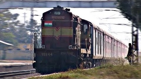 Single ALCO Action: Vintage WDM3A MGS Gaya - Chennai Express