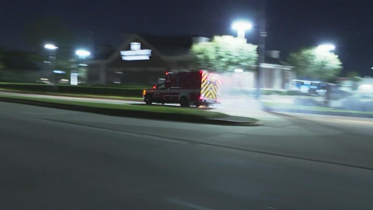 Suspect leads police on high-speed chase in stolen ambulance down 610 ...