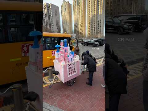Grandfather Turned His Rickshaw Into a Mini Palace 🏰