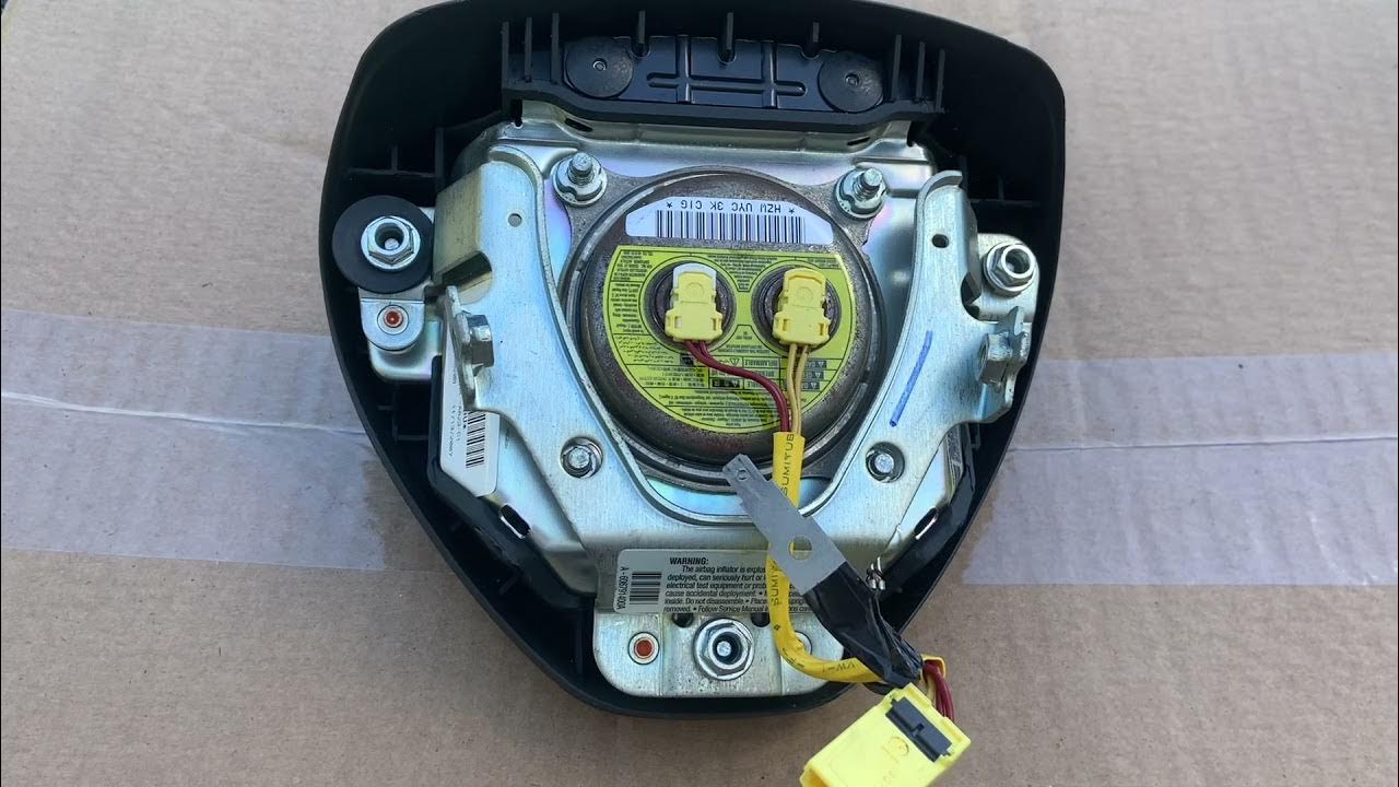 2008 Honda Civic Si horn stuck…Remedy - YouTube