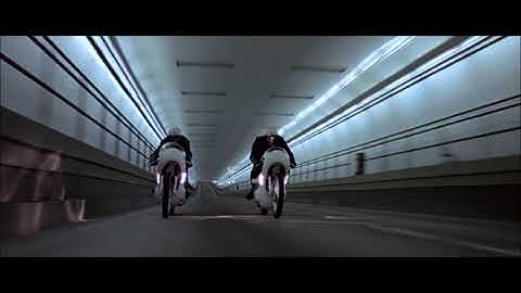 Chris Keya - Invaders (Official Video)  | DISKONEKT (Cyberpunk / Synthwave)