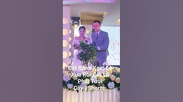 Cô Dâu -Chú Rể Tưới Cây.