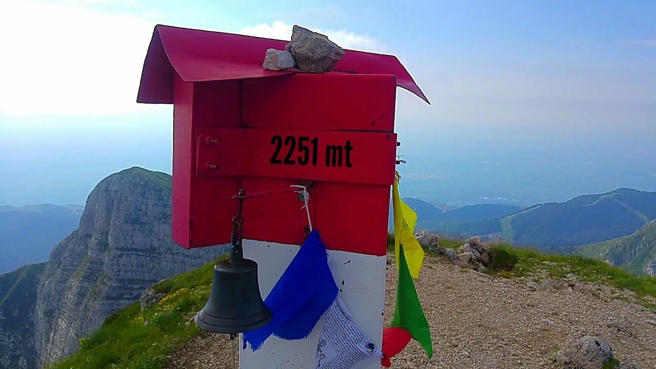 Salita Rif.Semenza Monte Cavallo 2251mt