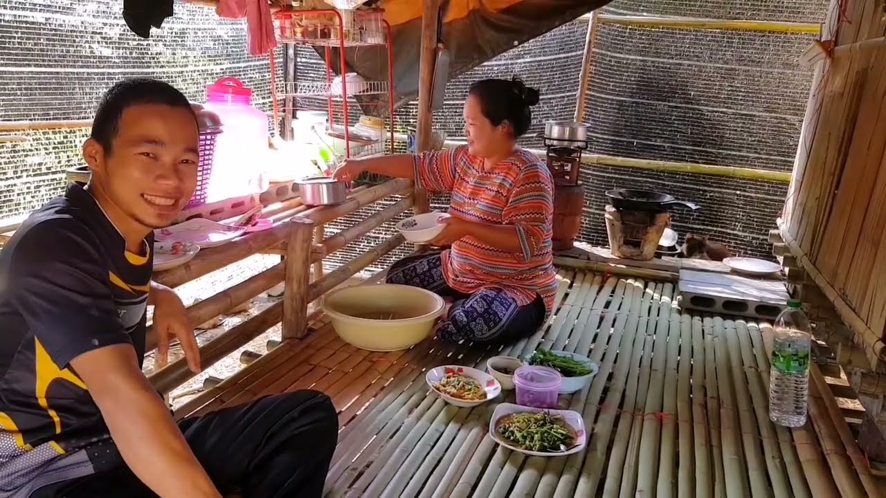 Tham Hin| Making a living in isolated refugee camp.