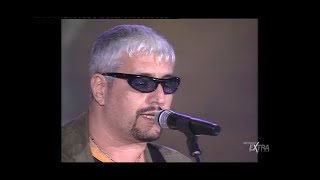 Video thumbnail of "Pino Daniele - Sara Non Piangere (Gran Galà Del Festivalbar 2001 Padova)"