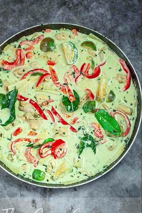 🥢 Authentic Thai Green Curry Recipe 🇹🇭 | Easy & Creamy! 🥥 #food #recipe #cooking