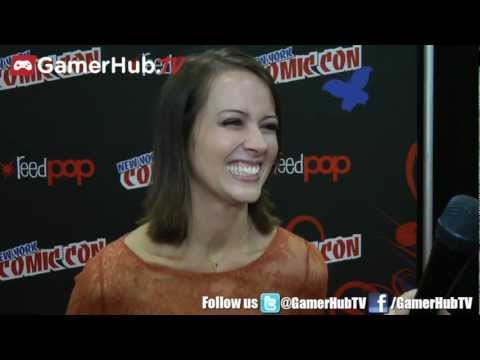 Person of Interest Actress Amy Acker Likes to Play Games