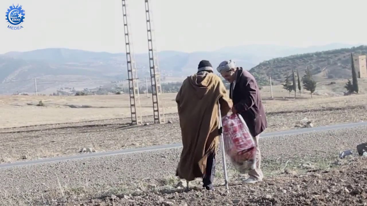 روبورتاج -قافلة الشتوية (قافلة الخير) لبلدية السواقي 02 ديسمبر 2016 - جمعية ناس الخير المدية