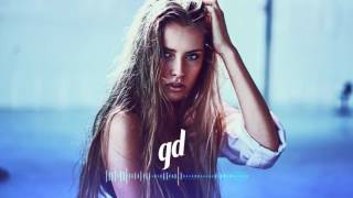 Eyven Ft. Gustavo Elis, Tony G & Yoi Carrera - No Vale La Pena - (No) Letra