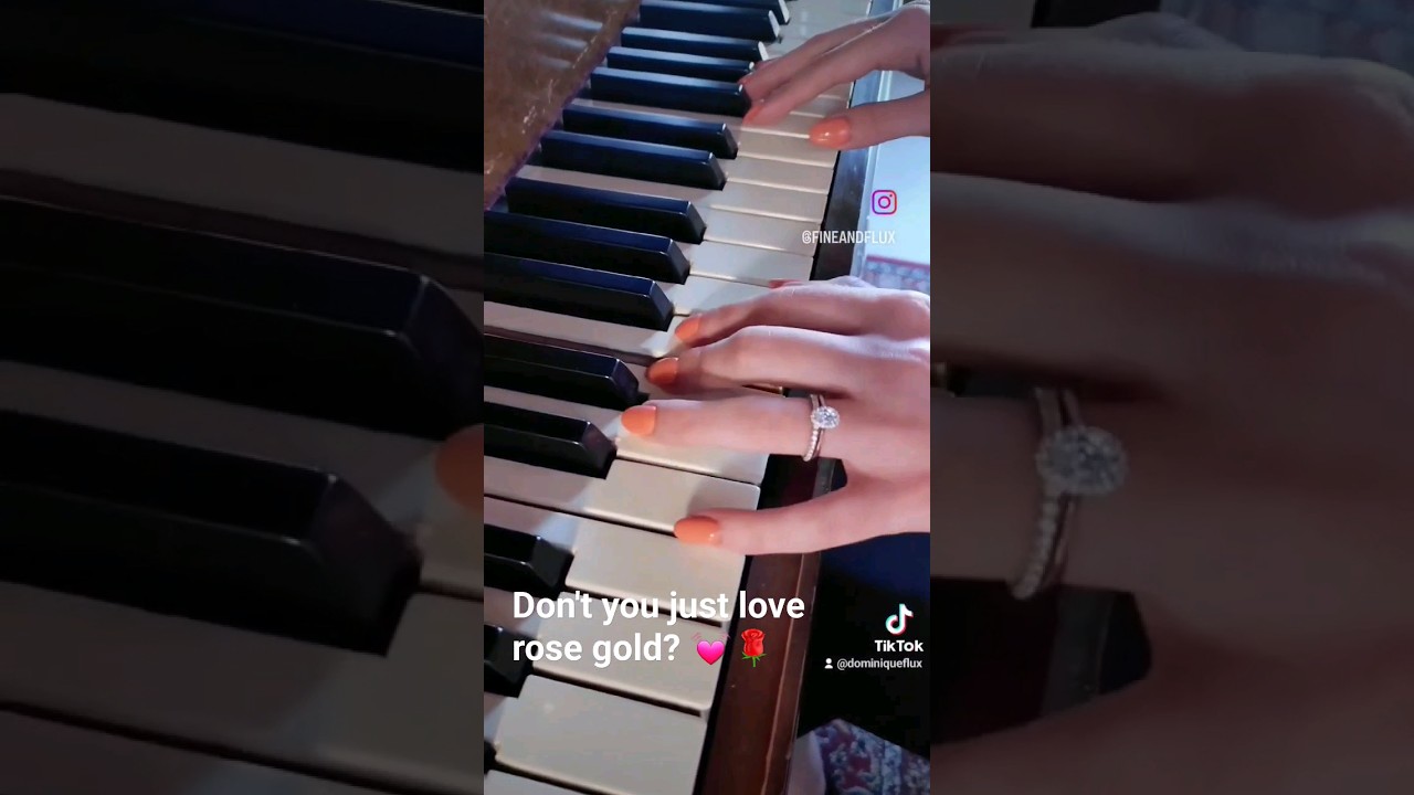 Don't you just love rose gold? 