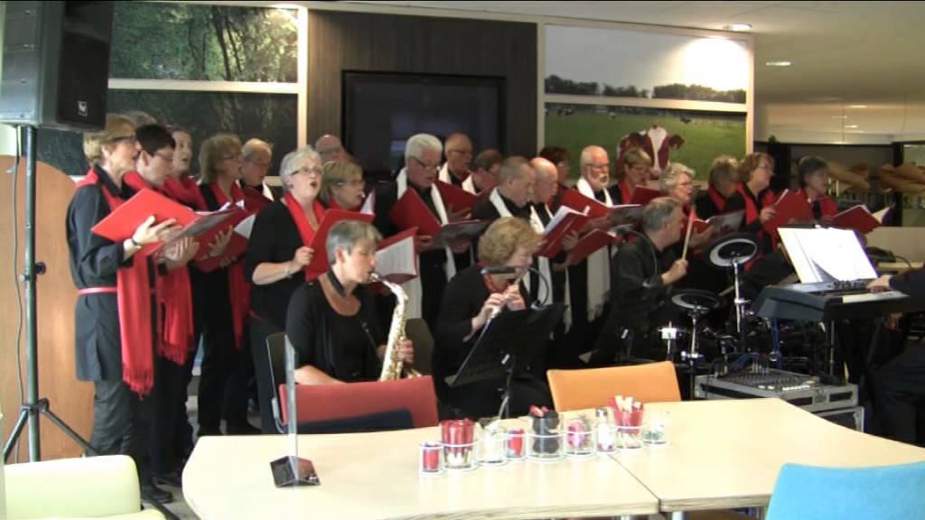 The Liberation Singers - Vera Lynn Forever