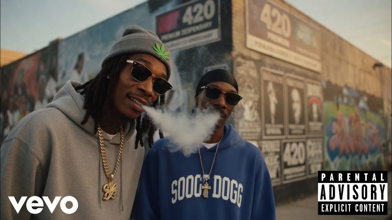 Snoop Dogg – High Moments (420) ft. Wiz Khalifa & Damian Marley