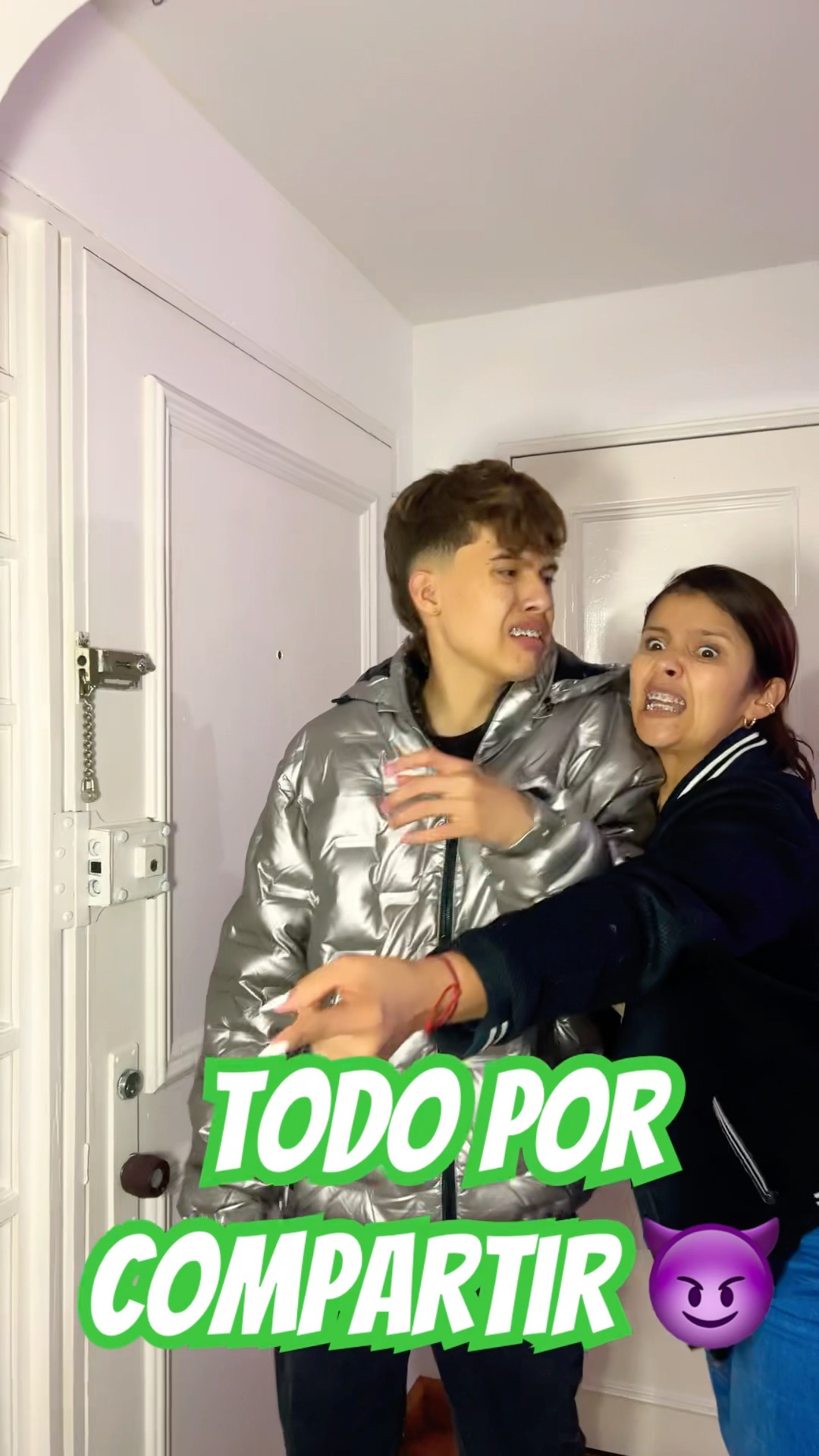TODO POR NO BRINDARLE A MI HERMANA #humor #cosasdefamilia #comedia #shortviral