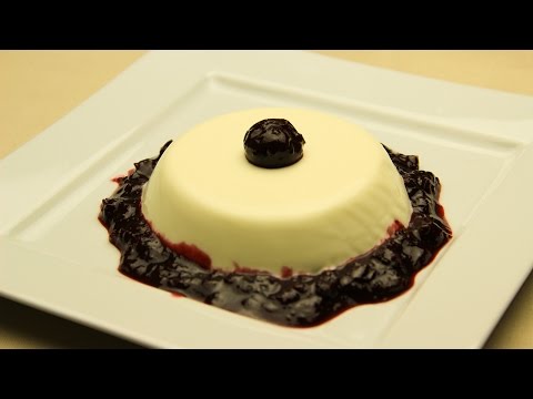 Video: Panna Cotta With Cherry Sauce