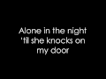 Capture de la vidéo Chains - Nick Jonas (Lyrics Video)