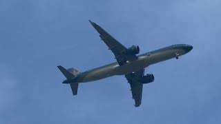 Vietnam Airlines Airbus A321-27N (VN-A507) landing at SGN VVTS 25R