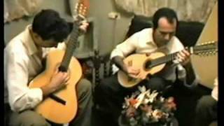 Cuatro: Pipo & Raphael play a "Seis Chorreao" chords