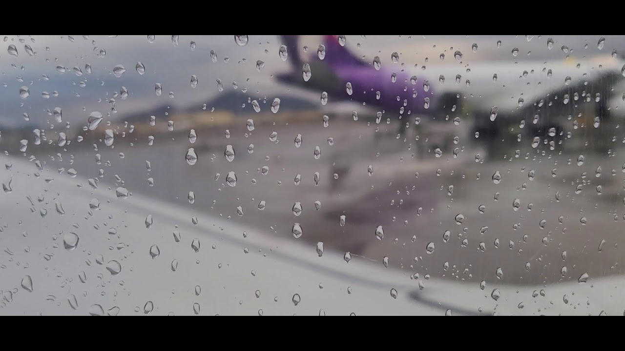 Phoenix Airport raining on the tarmac