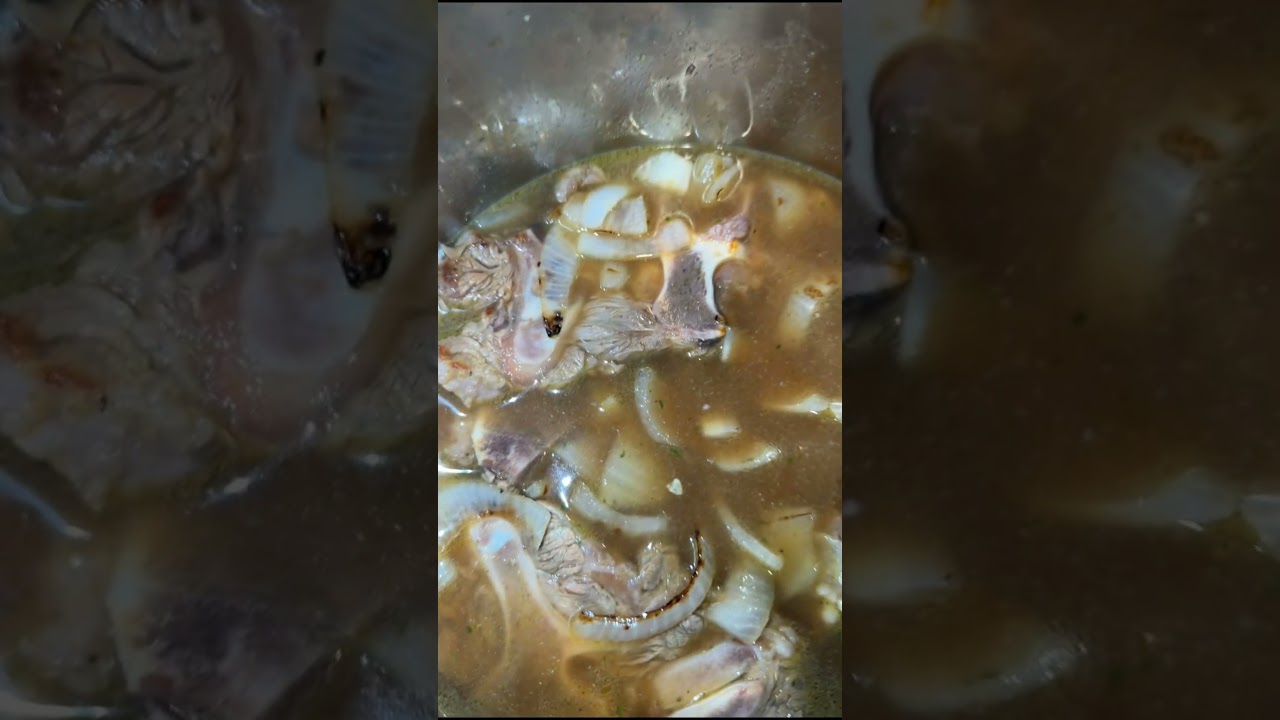 Wanna see what I do to this cabbage?👀#cooking #dinnerideas #viral #neckbones #fyp #shorts