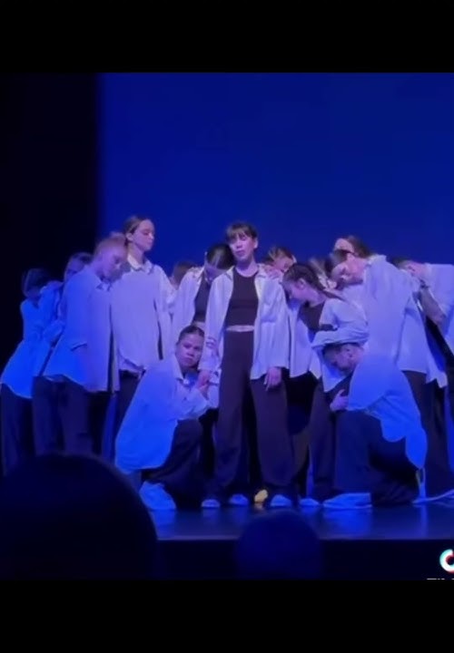 Kids dancing for the victims in Serbia🕊️