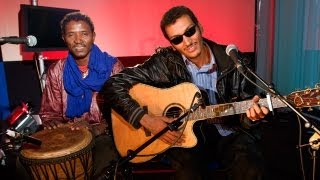 Download Lagu Bombino performs Amidinine - live session MP3