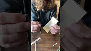 @phingerboarder shows how wood Fingerboards are made by using @create.your.skate Kits