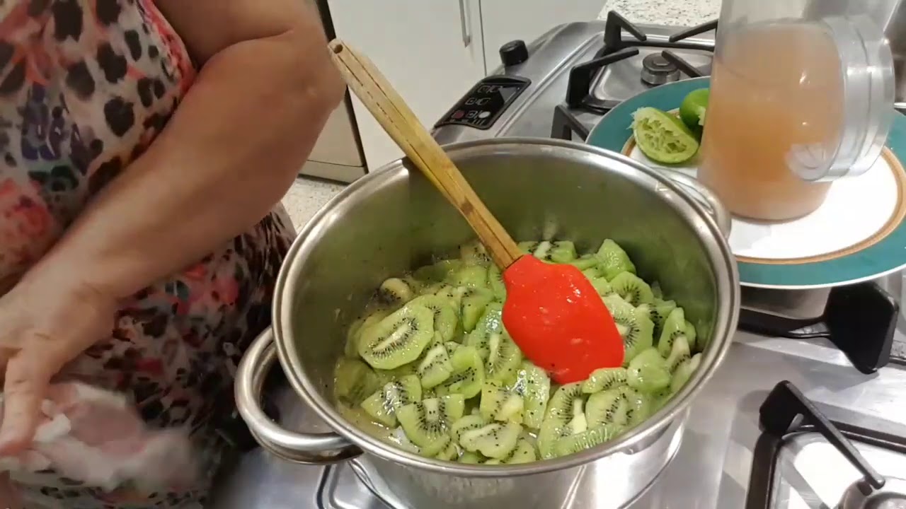 GELÉIA DE KIWI ! GELÉIA DELICIOSA E USEI PECTINA DE MAÇÃ . YouTube