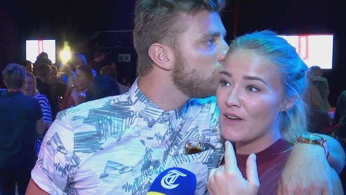 Eng yaxshi jinsiy aloqa pozitsiyalari Uxlayotgan onalar va ogillarning porno videolari