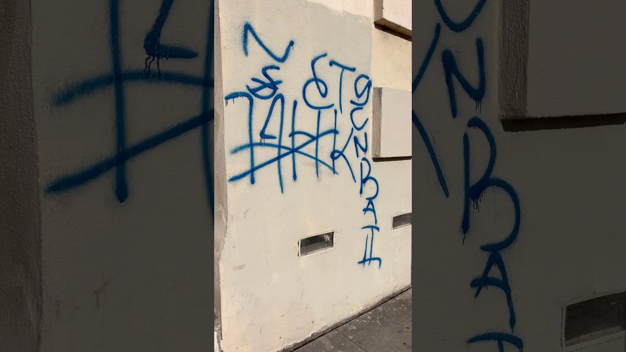 83 Gangsta Crip начинают действовать