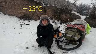 零下25度暴風雪騎行西藏借宿牧民家的車庫全村人都跑來圍觀