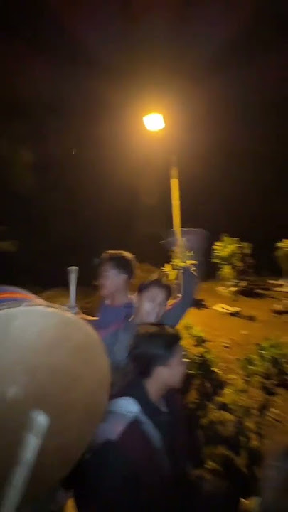BANGUNIN SAHUR DI MAKAM MALAH LAMPUNYA MATI