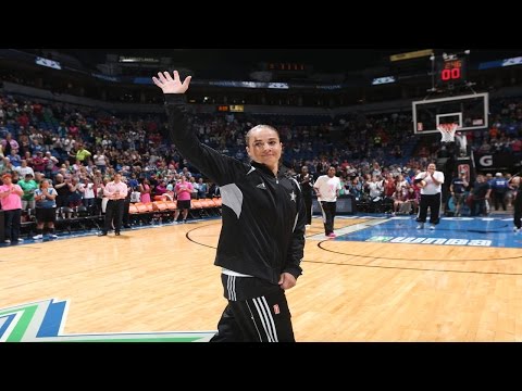 Video: Becky Hammon ist eine professionelle Basketballspielerin