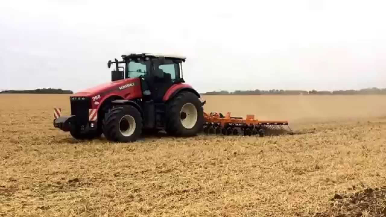 New versatile 260 on demonstration in Lincolnshire