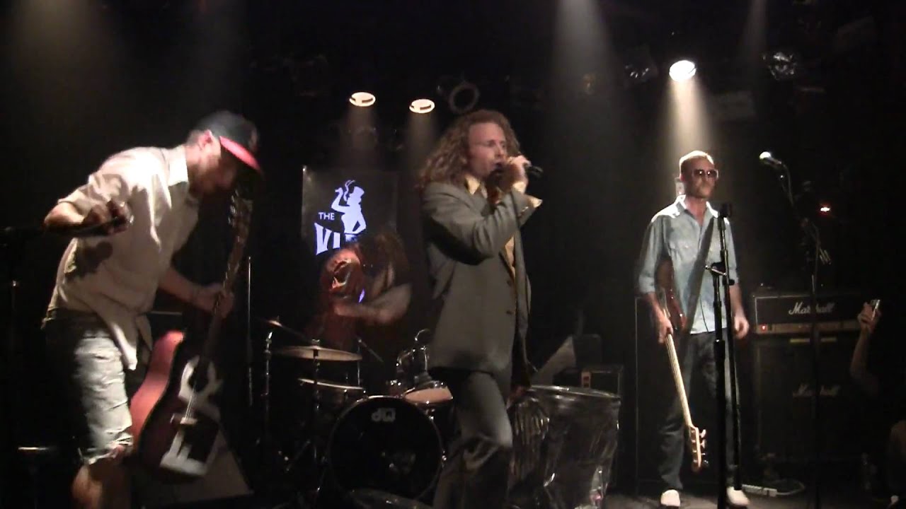 Obejrzyj Never Alone by Eyes Lips Eyes @ The Viper Room w YouTube Obejrzyj Never Alone by Eyes Lips Eyes @ The Viper Room w YouTube