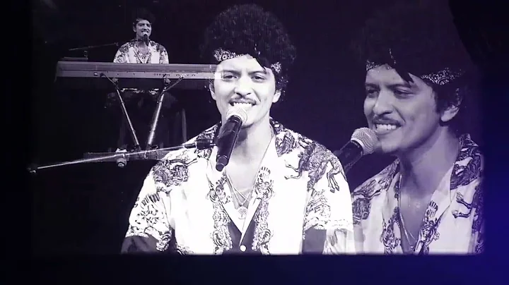 @brunomars nagtagalog:Nahihiya ako! Grenade, Talking to the Moon, Nothin on You, Leave the Door Open