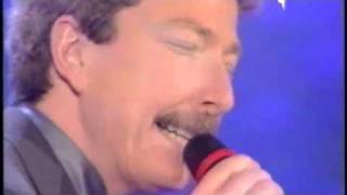 Fabio Concato - Ciao Ninìn - Sanremo 2001.m4v